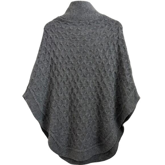 NWT Chiaramente Wool Blend High Neck Shawl Poncho Gray Textured Knit Made Italy - Picture 12 of 12